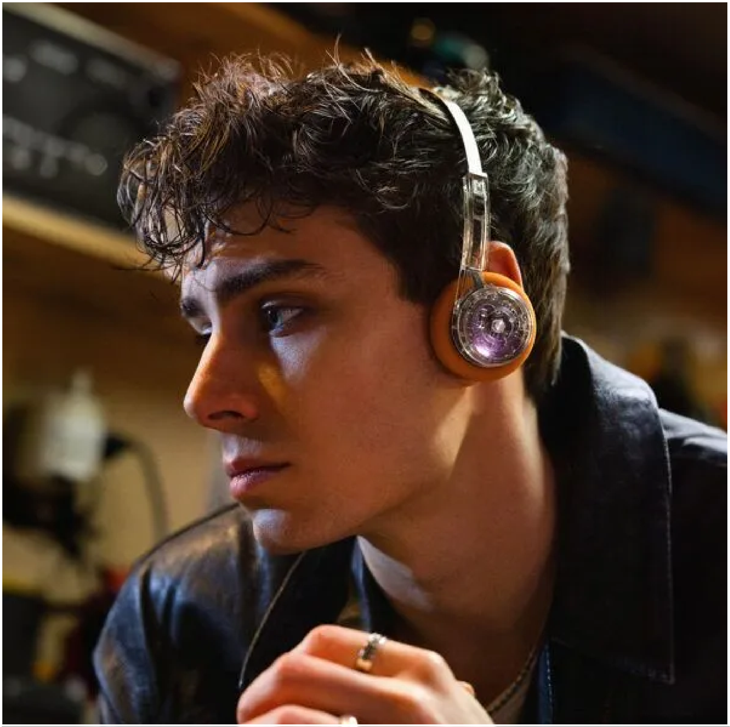 Freestyle Headphones Transparent – MONDO Freestyle Headphones Transparent – MONDO